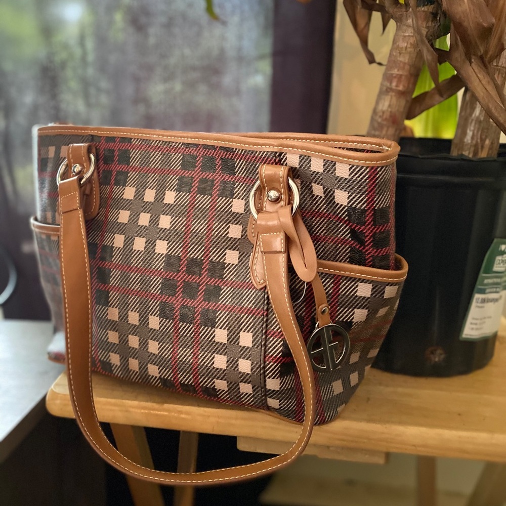 Giani Bernini tote bag